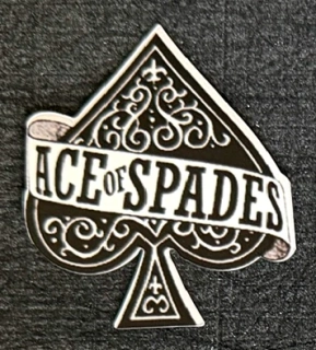 Magnetka tvar-Ace of spades