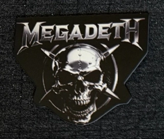 Magnetka tvar-Megadeth